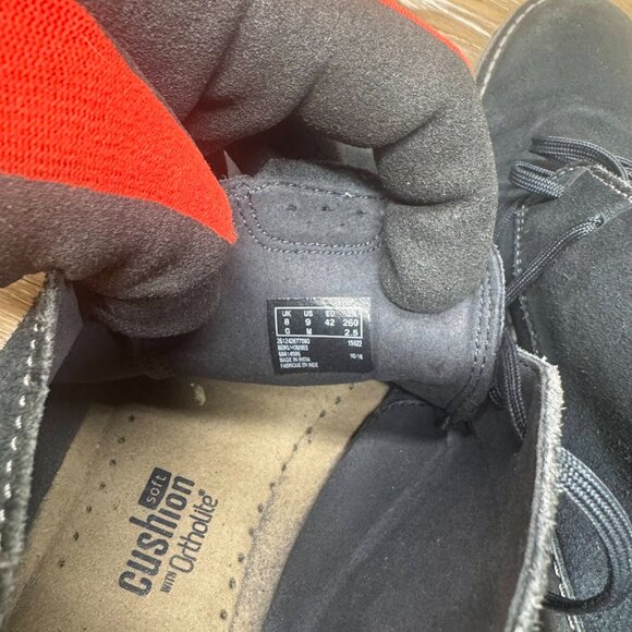 Clarks Capler Black Suede Mid Chukka Boots Men's Size 9 - Picture 5 of 7